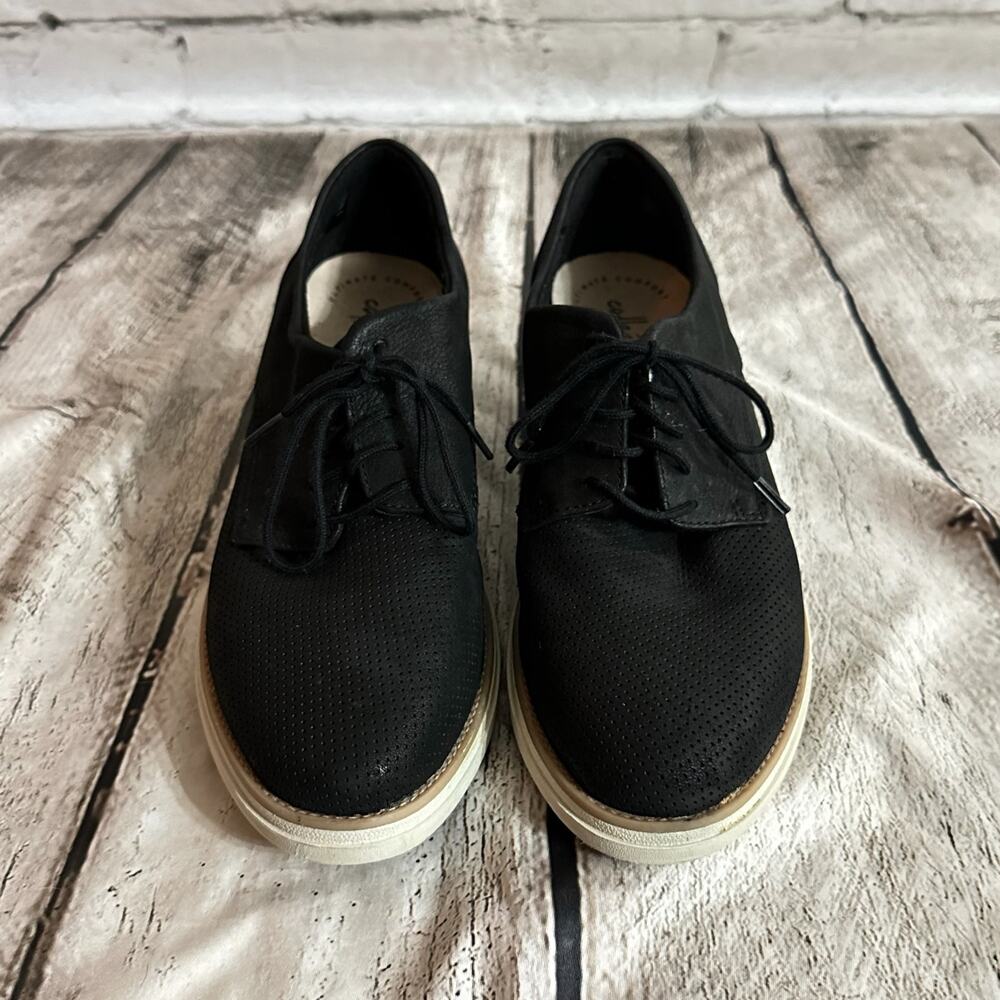 C22 Clark’s Women’s Black Wedge Oxford Shoes, Size 8.5, Pre-owned